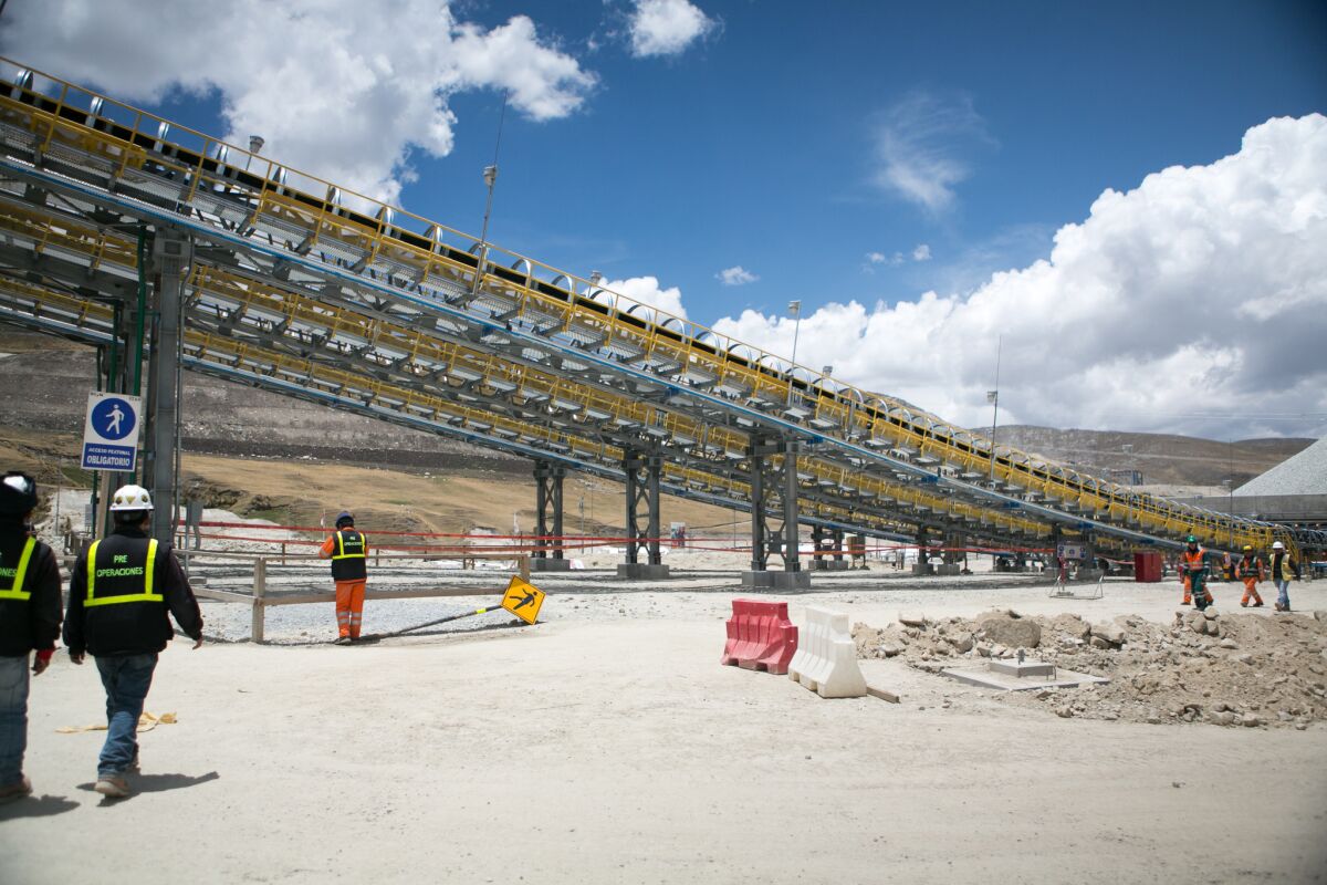 Conveyor belts transport raw material from the Las Bambas open pit to processing facilities.