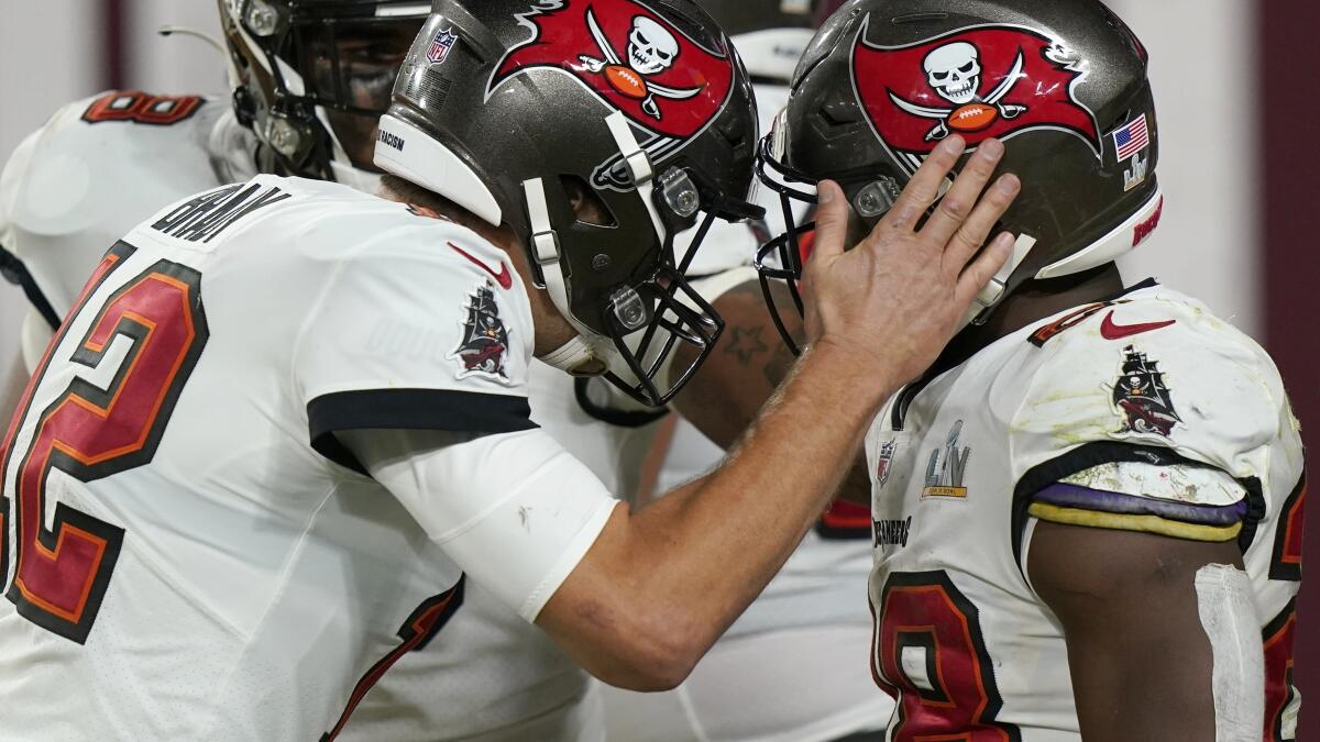 Tom Brady, Rob Gronkowski Lead Bucs in Super Bowl Appearances, Teammates &  Coaches Experience