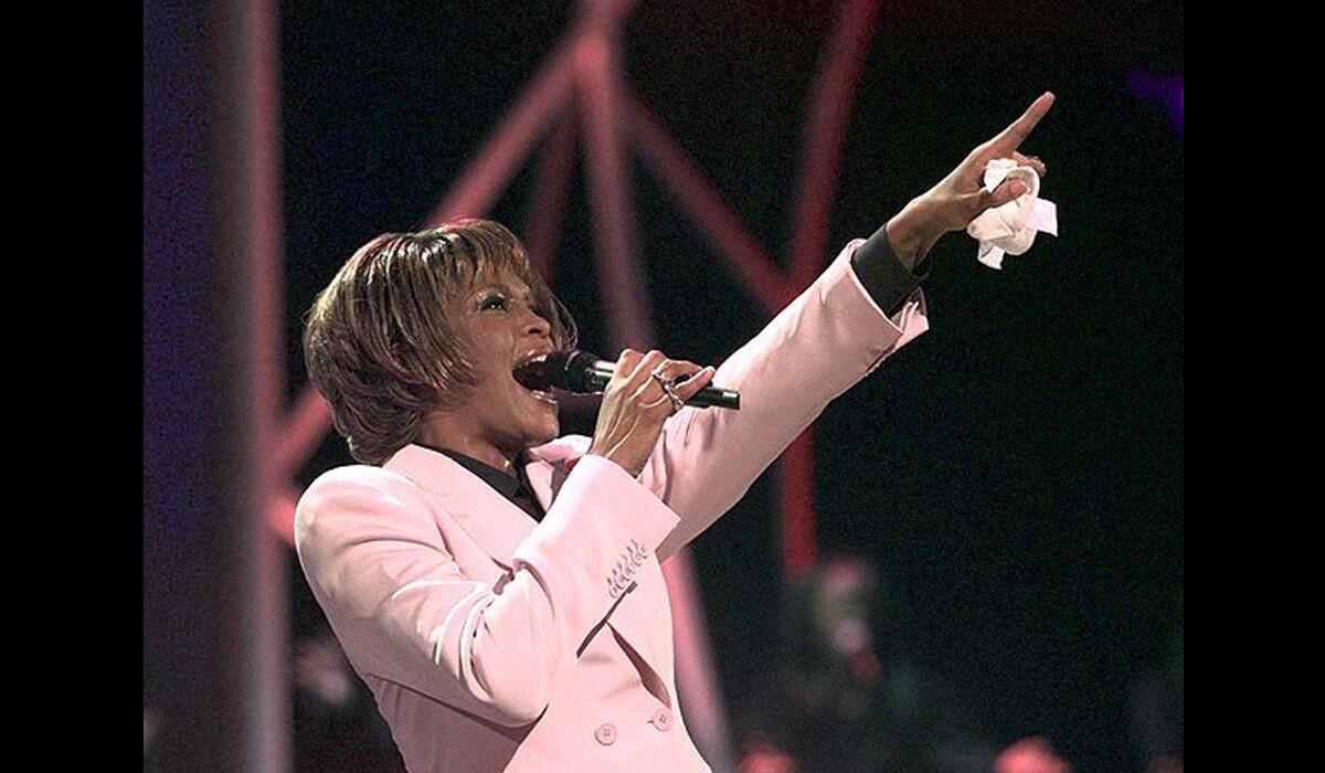 la-me-whitney-houston06-lz99qjpd