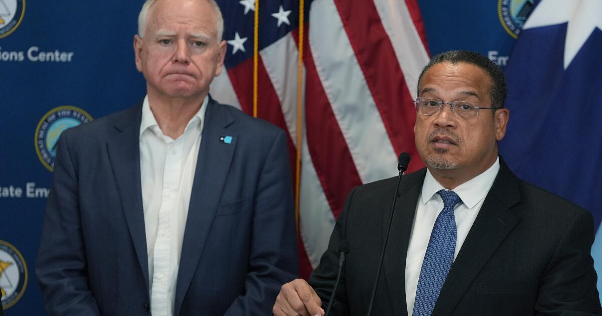 Um juiz federal ouve argumentos sobre a crise de imigração em Minnesota após um tiroteio fatal Um juiz federal ouve argumentos sobre a crise de imigração em Minnesota após um tiroteio fatal