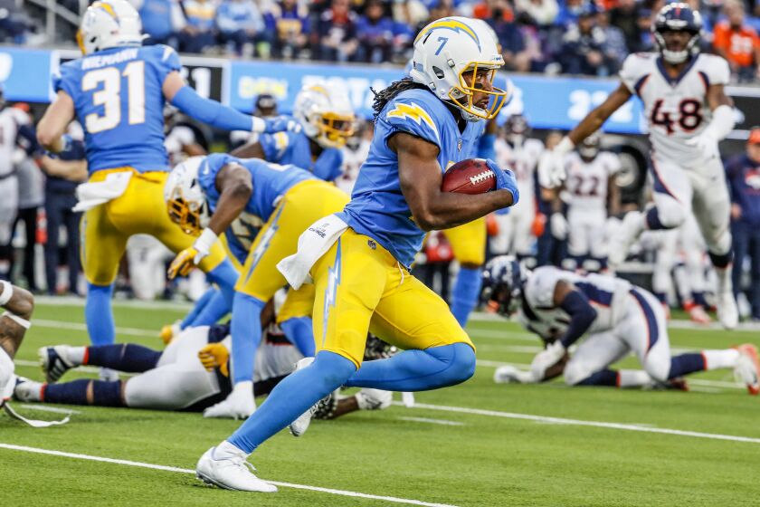 Inglewood, CA, Sunday, January 2, 2022 - Los Angeles Chargers wide receiver Andre Roberts.