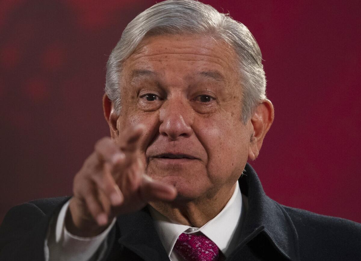 López Obrador dice que flujo migratorio hacia EEUU descendió 54,8% en marzo