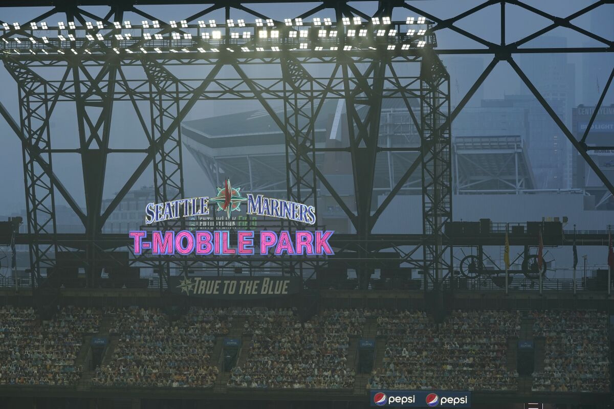 Smoke from wildfires fills the air at T-Mobile Park 