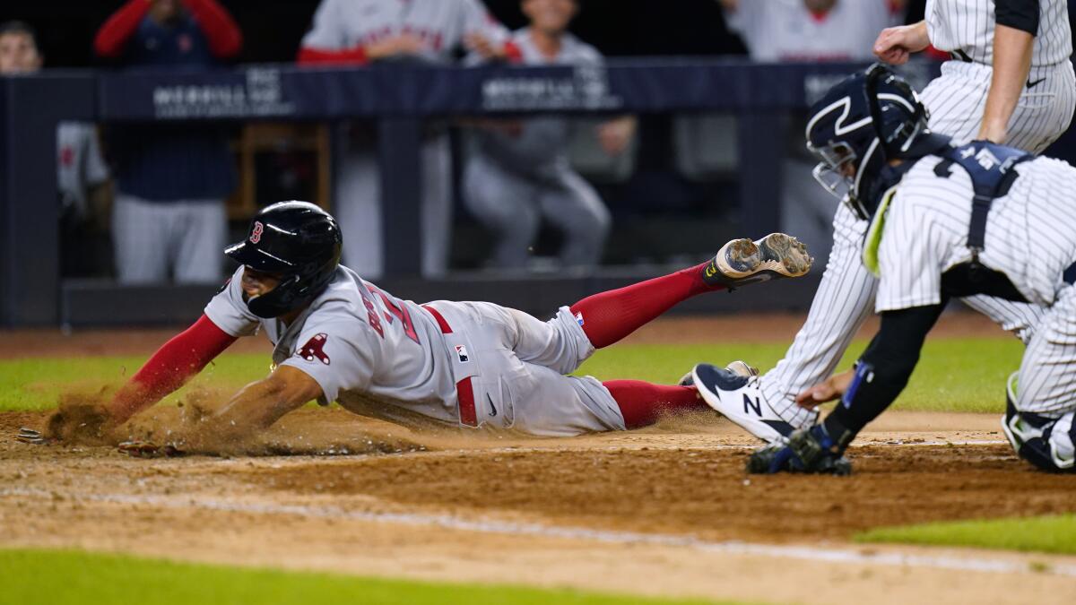 Bogaerts scores on wild pitch in 11th, Red Sox top Yanks 5-4 - The San  Diego Union-Tribune