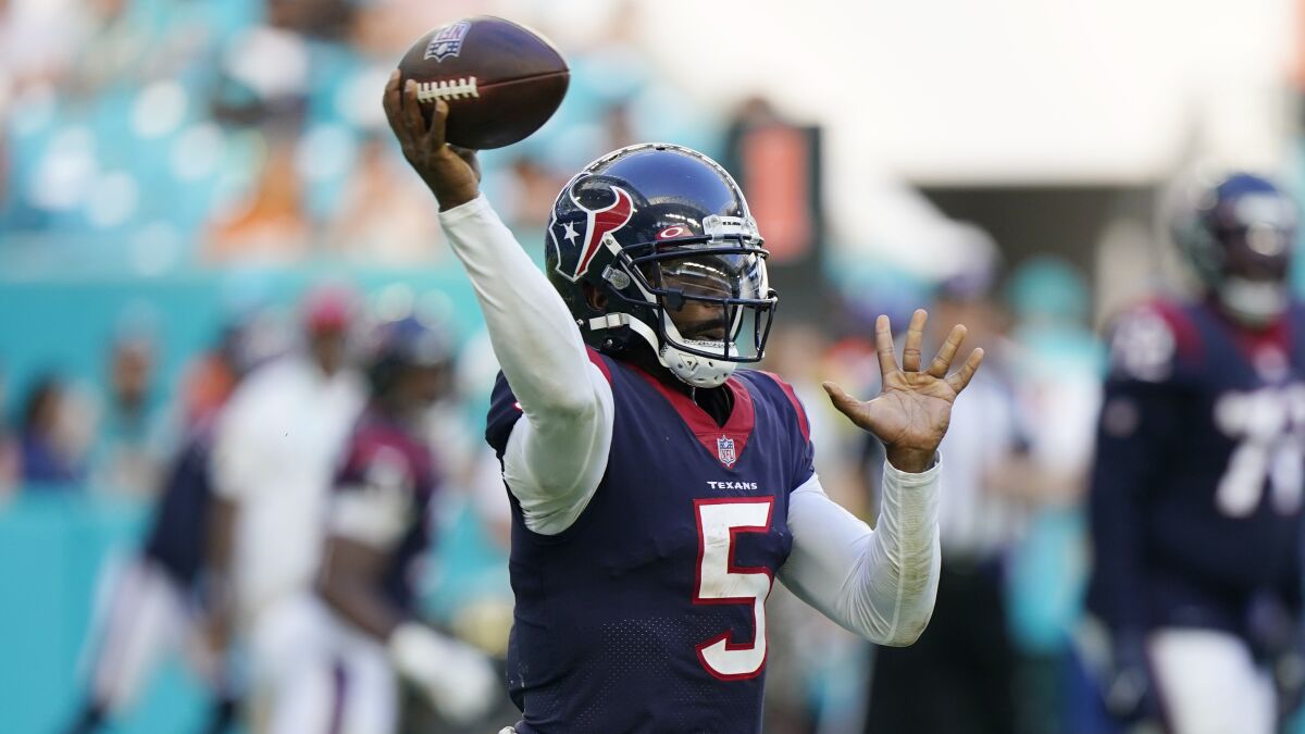 Houston Texans quarterback Tyrod Taylor passes against the Miami Dolphins on Nov. 7.
