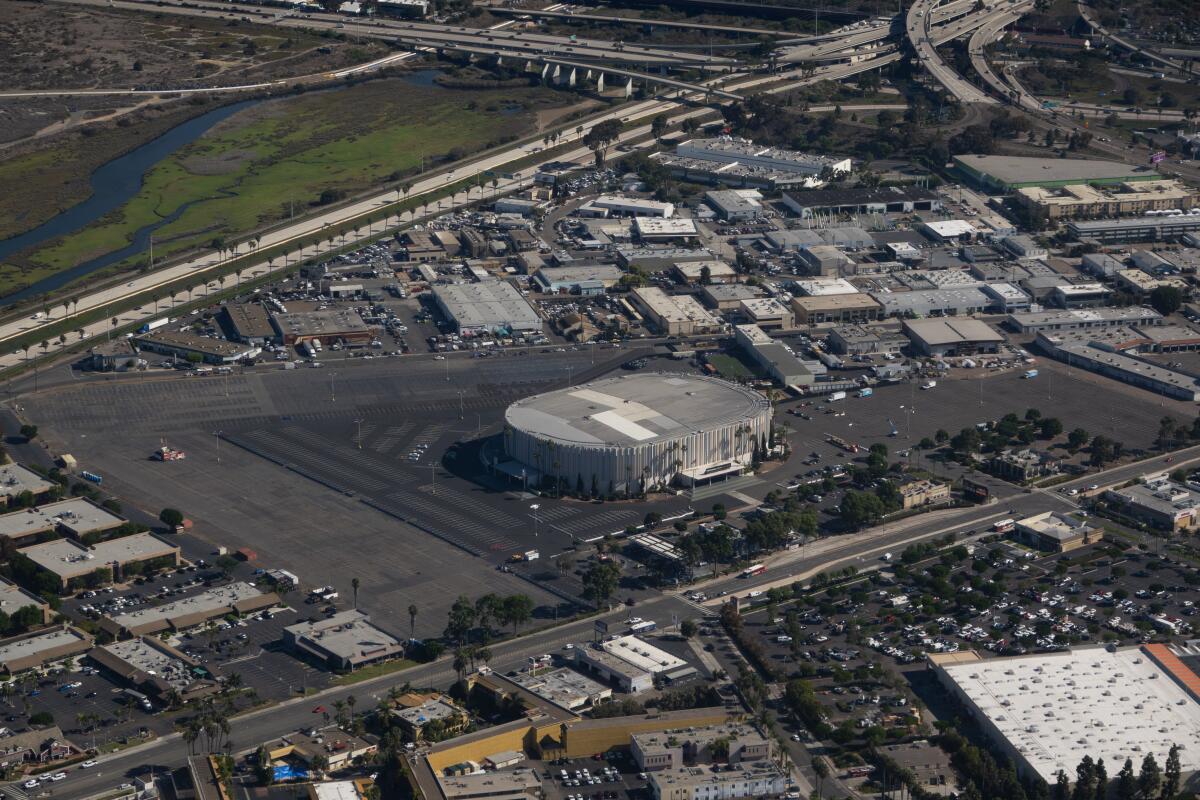 Pechanga Arena San Diego and surrounding areas.