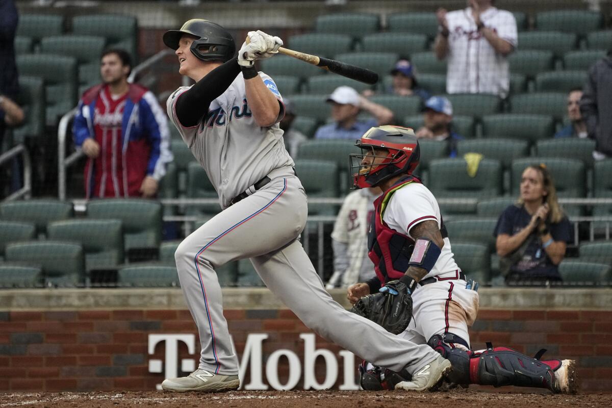 Marlins rally, then fall apart in seventh inning against Astros