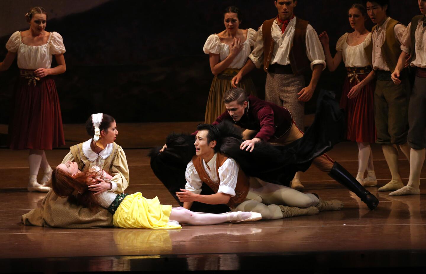 Royal New Zealand Ballet Performs 'Giselle'