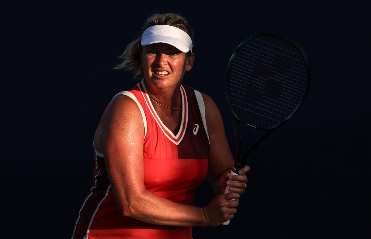 CoCo Vandeweghe returns during the doubles quarter-final at the Cymbiotika San Diego Open.