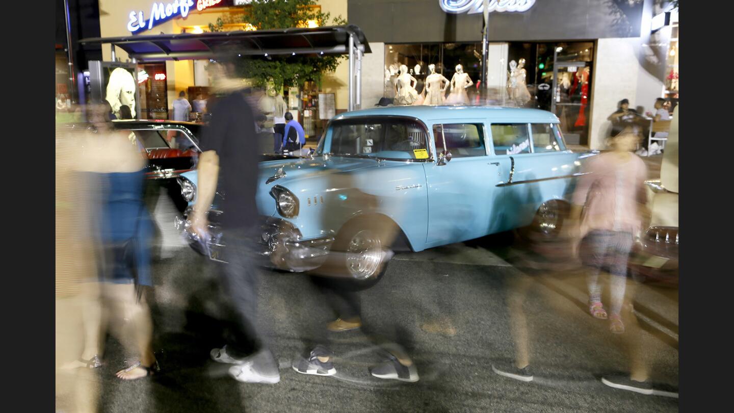 Photo Gallery: More than 350 classic cars at the annual Cruise Night in Glendale