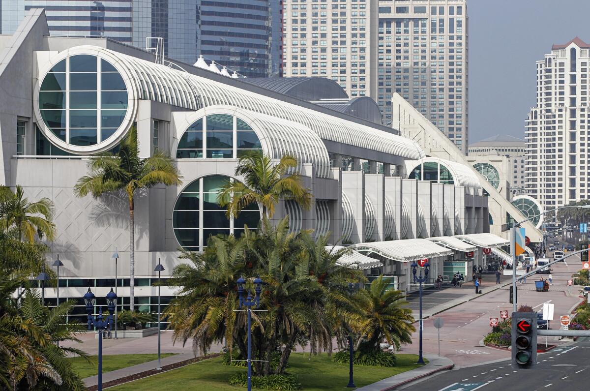San Diego Convention Center will hold up to 1,400 migrant children