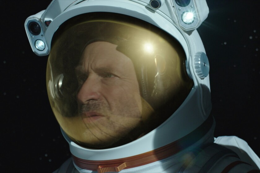 Mark Ivanir as a cosmonaut in 