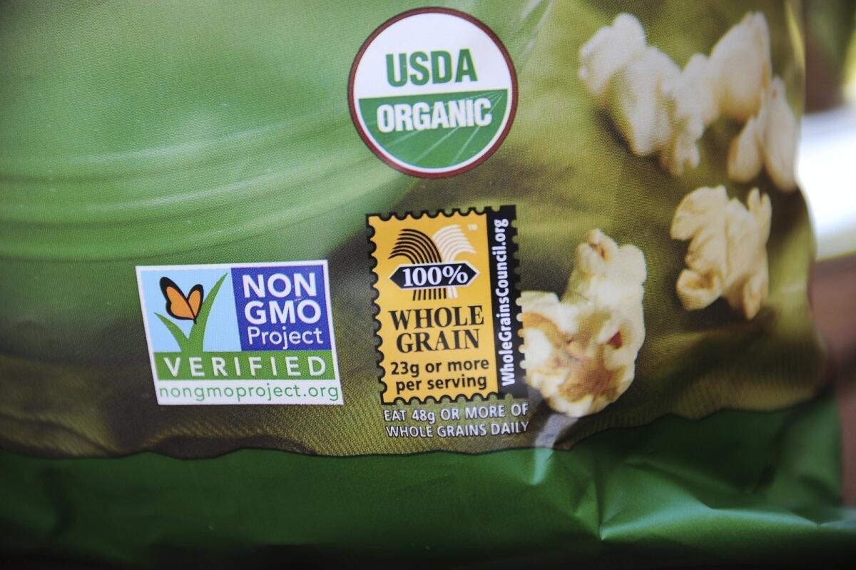 Portrait of a politicized scientific issue: Non-GMO labels on food.