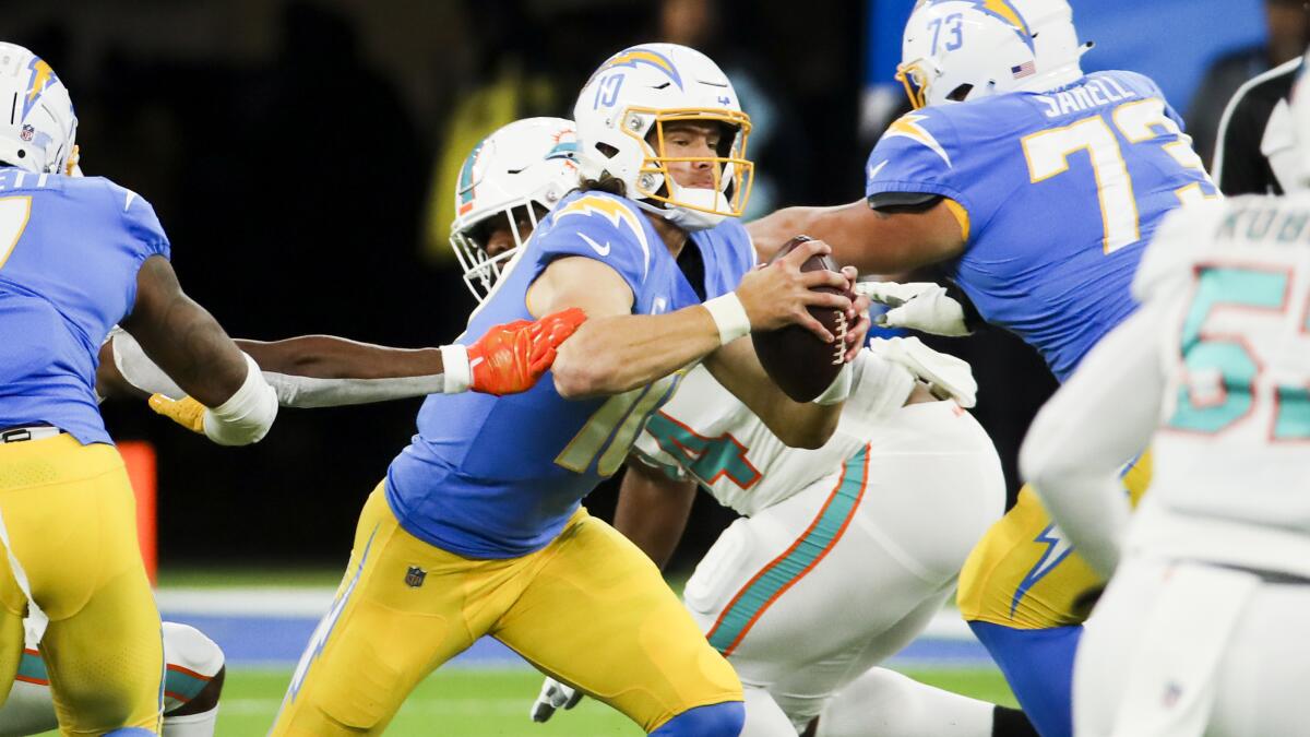 Chargers vs Dolphins final score: Miami destroys San Diego in 37-0 rout -  The Phinsider