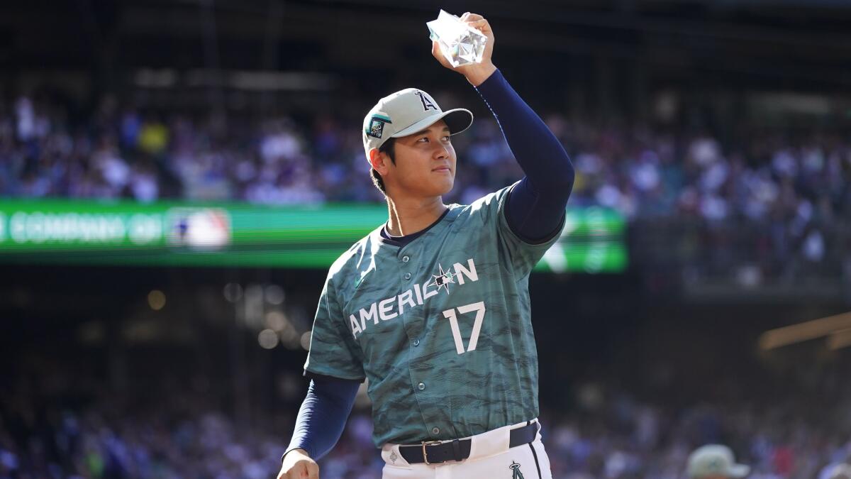 Commentary: Shohei Ohtani in Mariners uniform? Two-way star has