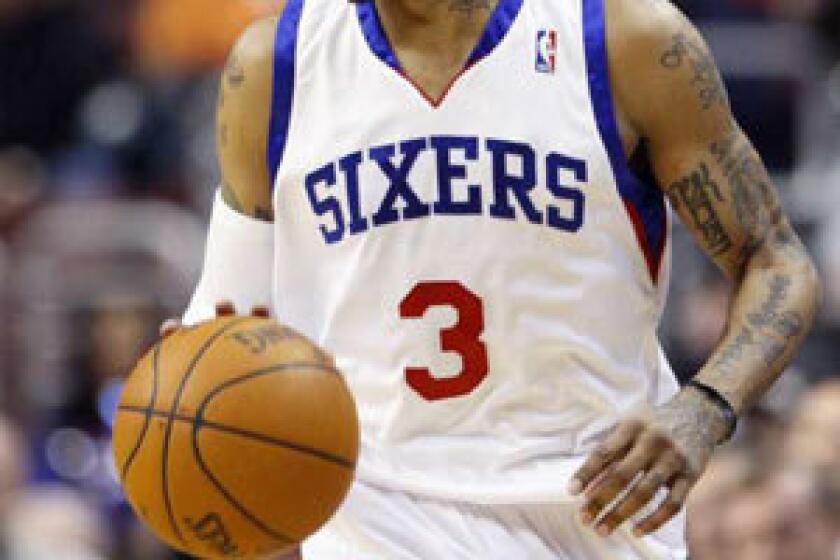 Allen Iverson with the Philadelphia 76ers in 2009.