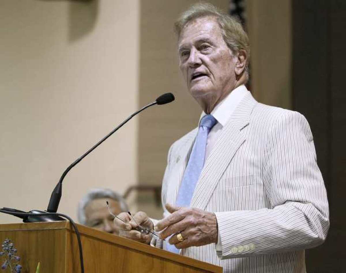 Pat Boone gave the keynote address at the 50th Annual Glendale Mayor's Prayer Breakfast.