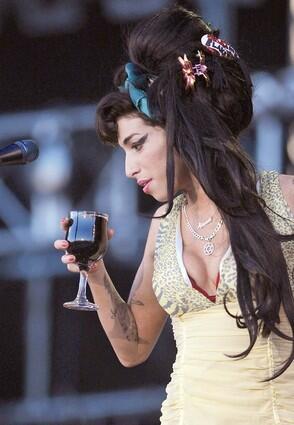 Amy Winehouse was not hospitalized for 'exhaustion'
