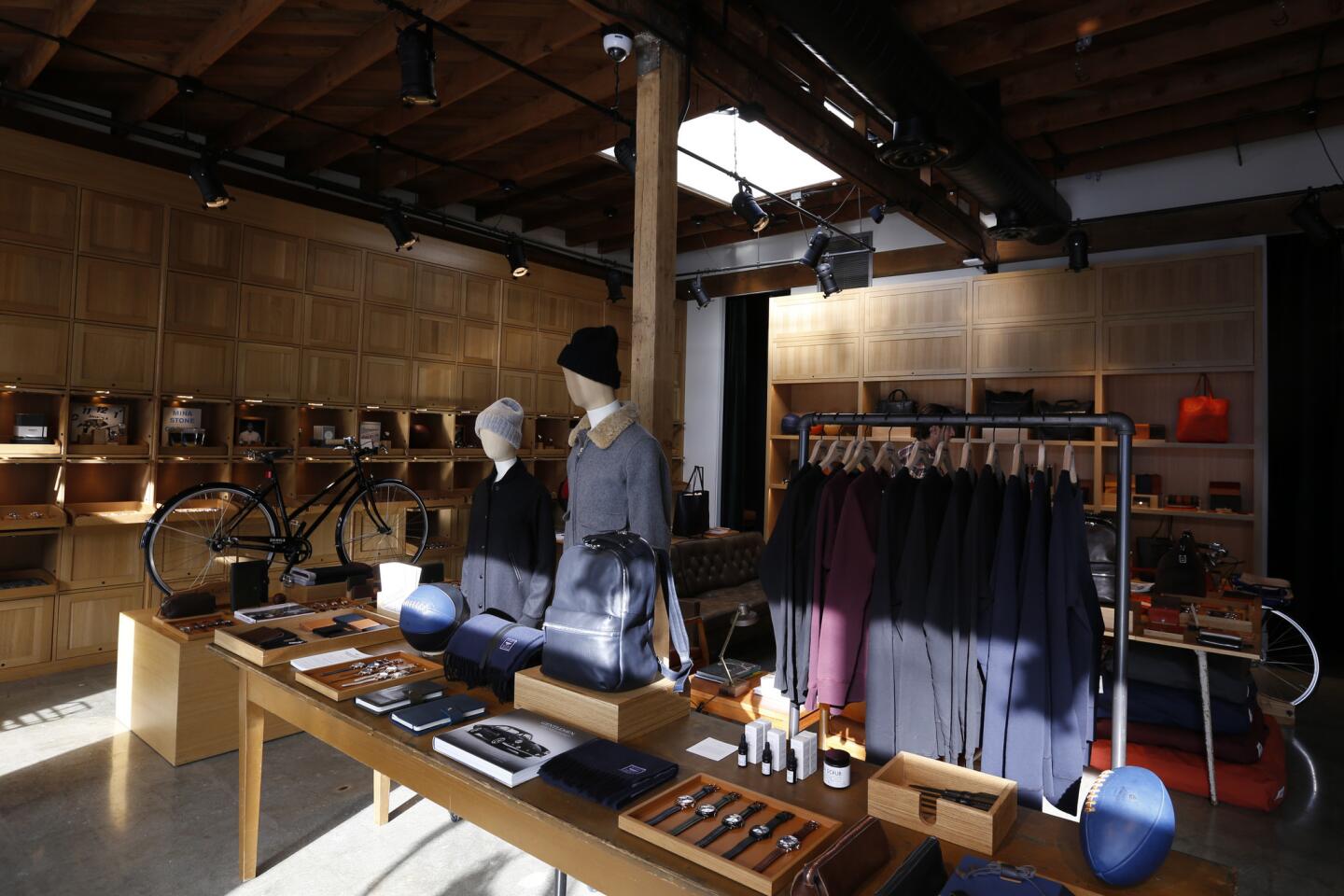 Get all your holiday shopping done on Sunset in Silver Lake: 19 can't ...