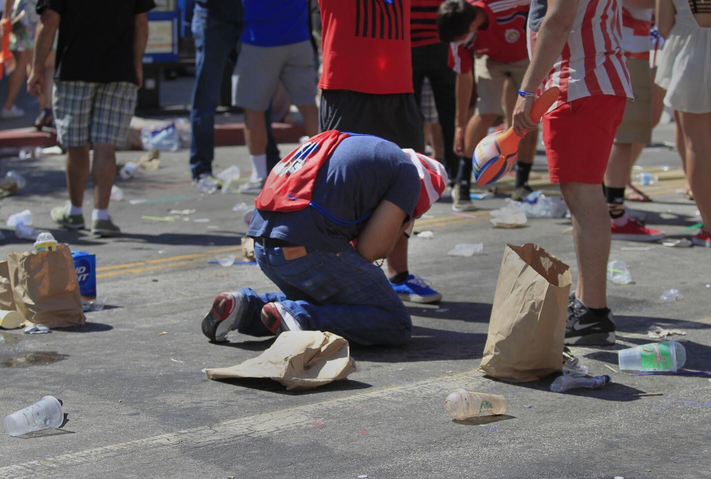 World Cup: United States loses to Belgium, 2-1