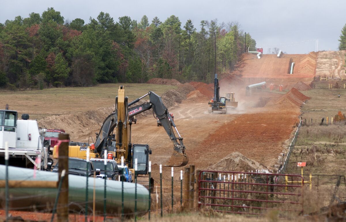 Crews work on the southern leg of the Keystone XL Pipeline in Texas.