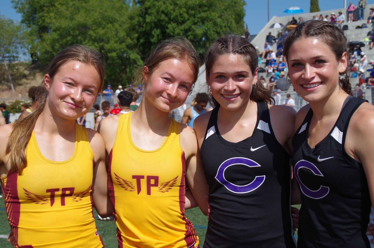 Karina Janik, Dominika Janik, Morgan Herbst and Makena Herbst