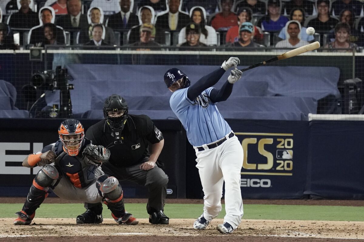 Tampa Bay catcher Mike Zunino hits an RBI single in fifth inning, providing the difference in ALCS Game 1 win over Houston.