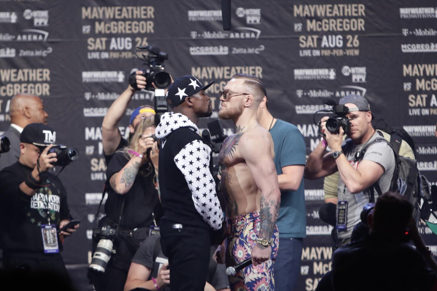 Floyd Mayweather Jr., Conor McGregor