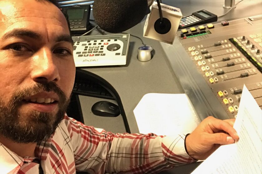 Jacob Argueta inició en Radio La Raza en el 2006, en el 2016 se movió a Radio Centro.
