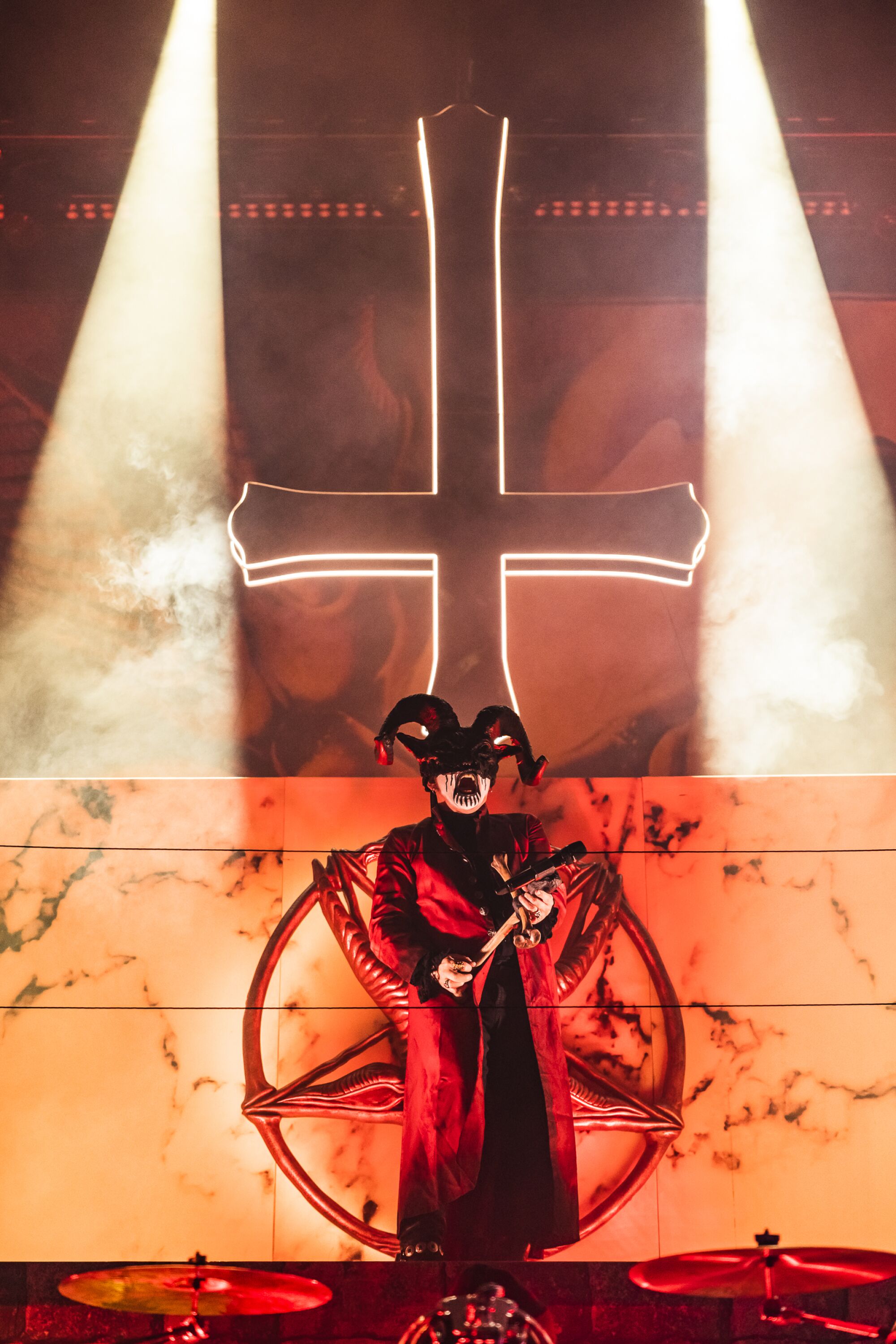 Diamond en otro momento del concierto.
