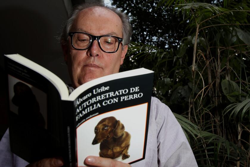 Fallece el escritor mexicano Álvaro Uribe a los 68 años