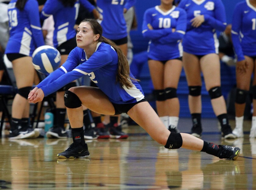 tn-blr-sp-burbank-burroughs-girls-volleyball-20190924-27.jpg