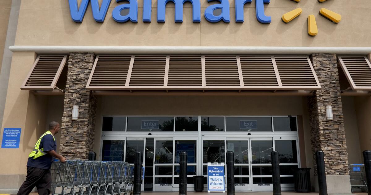 Walmart could pay .5 million for alleged landfill violations Walmart could pay .5 million for alleged landfill violations