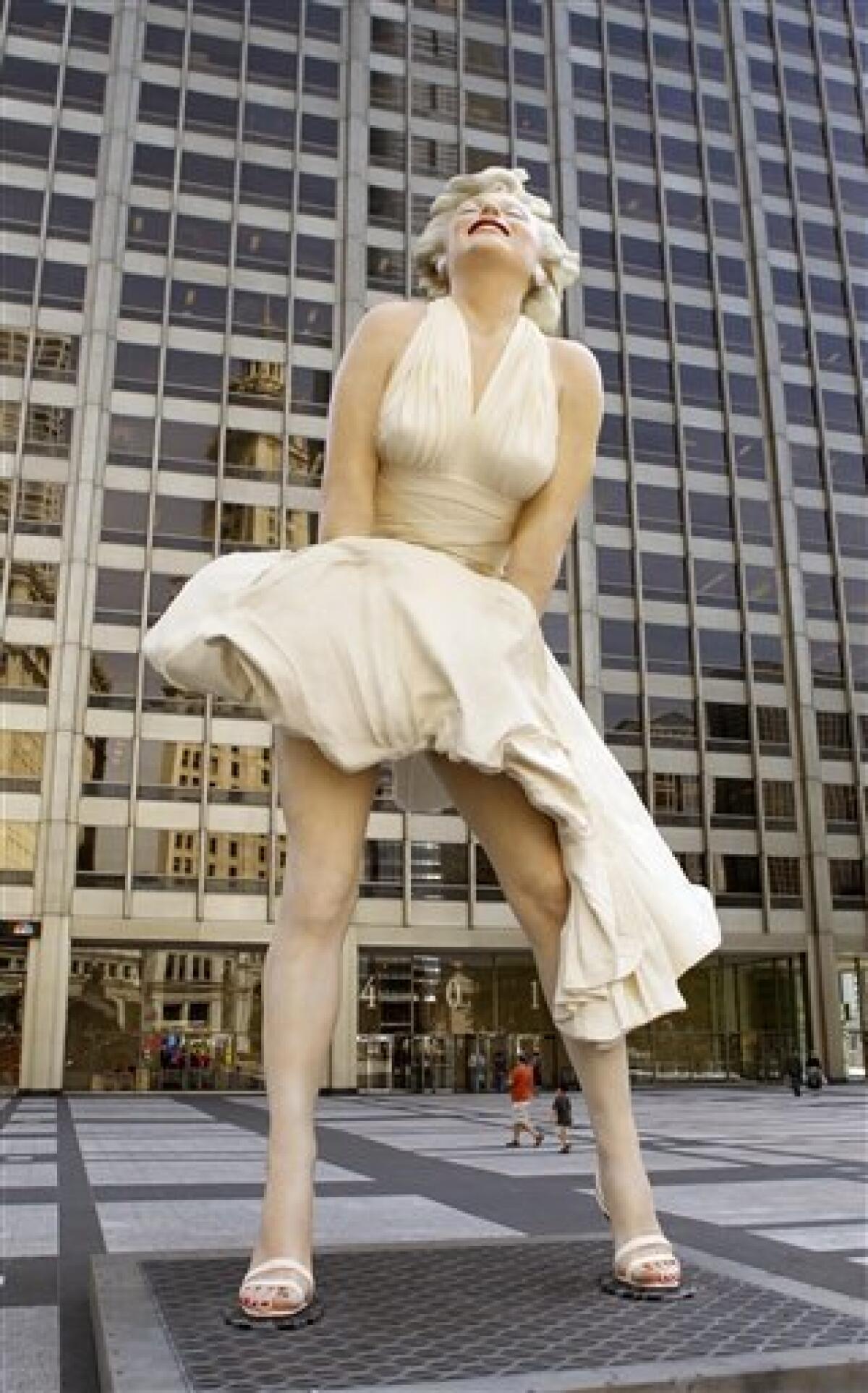 Was Marilyn Monroe wearing panties when she stood over a street