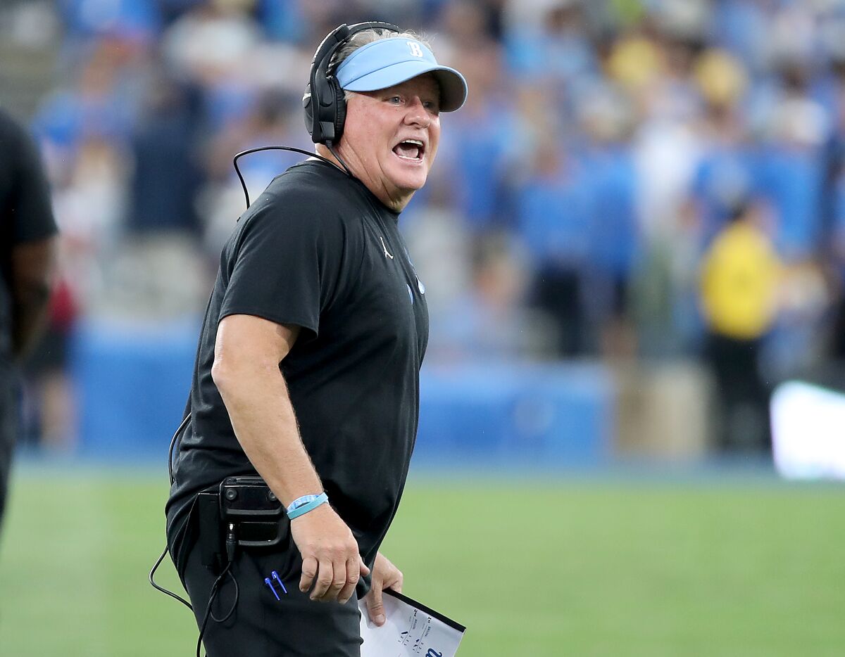 UCLA coach Chip Kelly shouts from the sideline during a 34-31 loss to Oregon at the Rose Bowl on Saturday.
