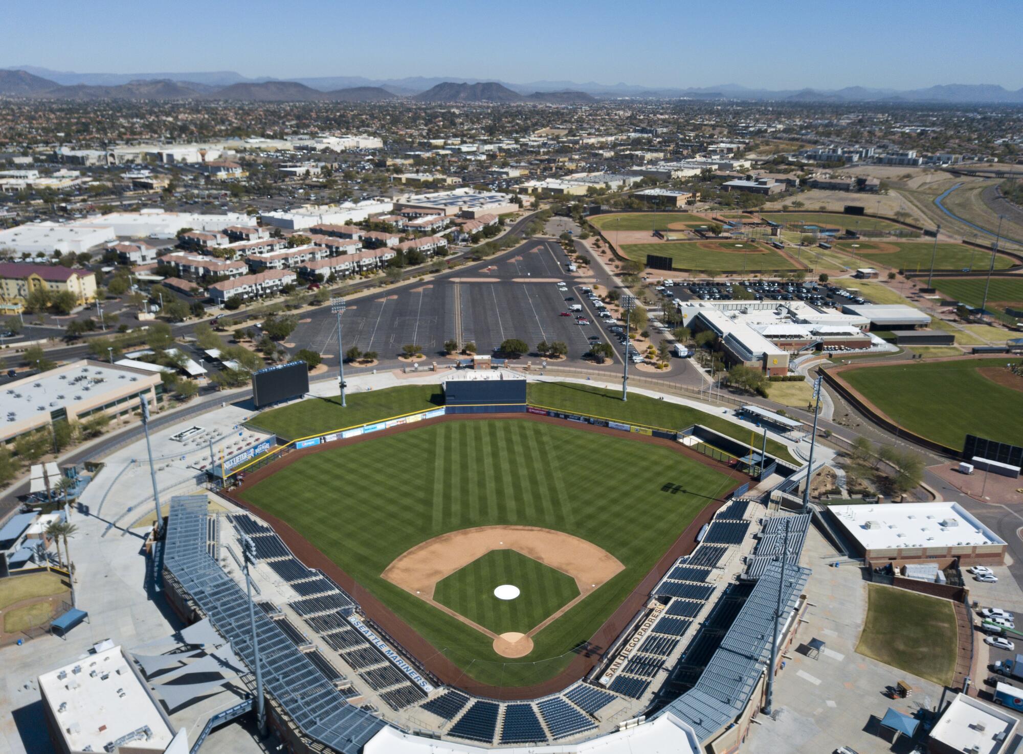 Peoria Sports Complex - Spring Training Baseball Stadium Photographs of the  San Diego Padres Spring Training Photos & Pics of the Seattle Mariners  Spring Training Stadium - Where does Manny Machado go