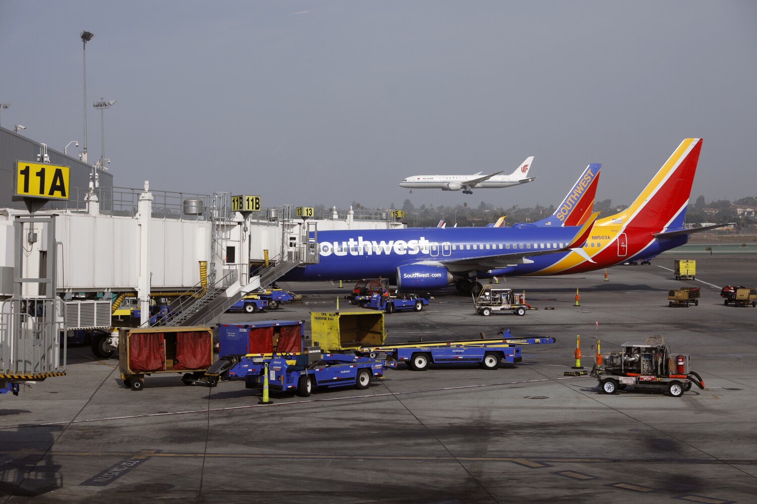 Driver breaches LAX airfield, briefly closing runways