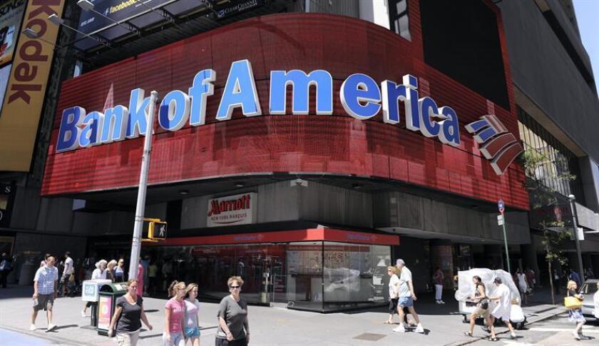 Vista exterior de una sucursal del Bank of America en Times Square, Nueva York, el miércoles 29 de junio de 2011. EFE/Archivo