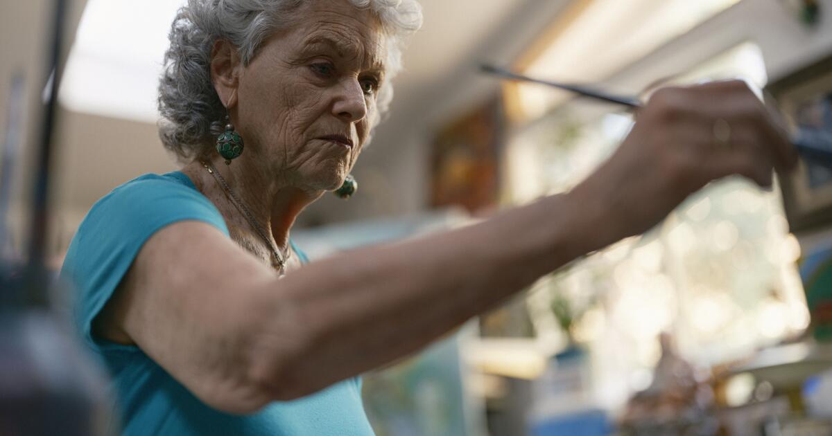 At 85, Alice Matzkin is portray like by no means earlier than At 85, Alice Matzkin is portray like by no means earlier than