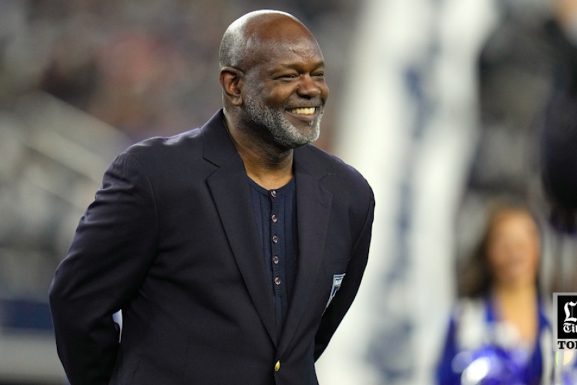 LA Times Today: Former Dallas Cowboy running back Emmitt Smith explains how to help prevent a drug overdose