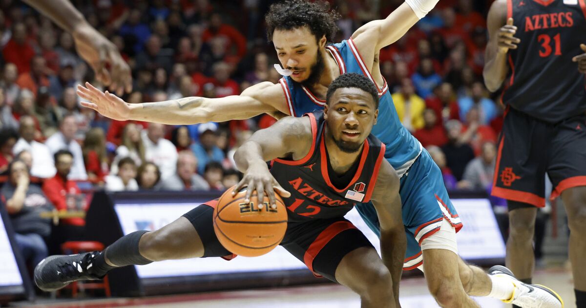 3 thoughts: No. 22 San Diego State 73, New Mexico 71 … the last play, Darrion Trammell and the Minnesota job
