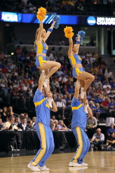 UCLA Bruins cheerleaders
