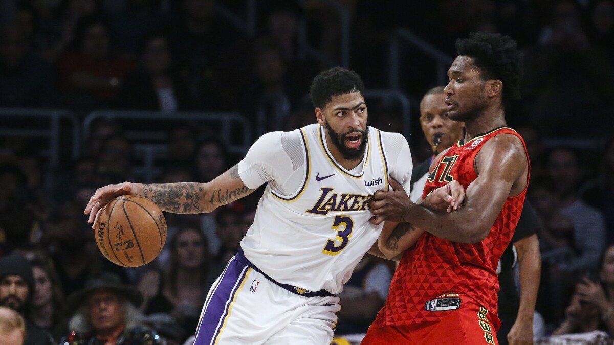 Anthony Davis Fine With Facilitator Role As Long As Lakers Win Los Angeles Times
