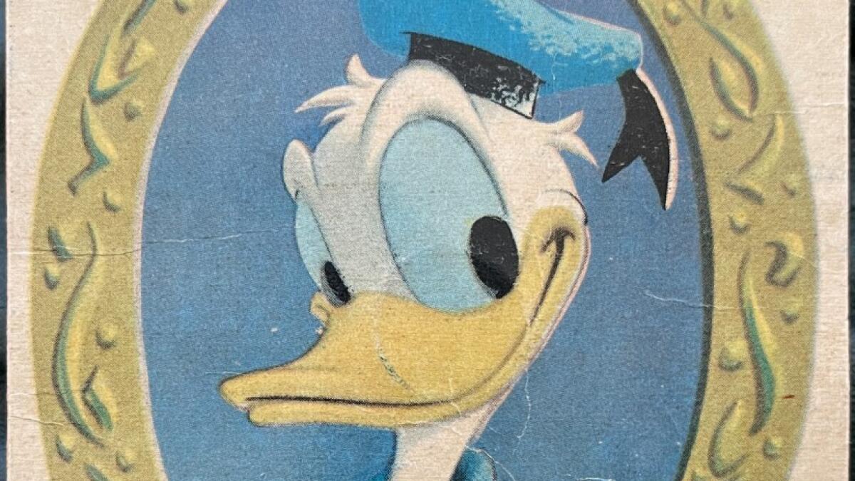 donald duck face painting