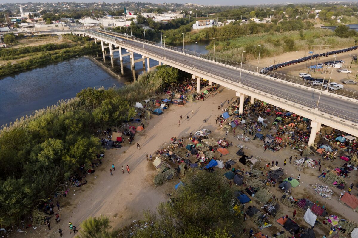 Acuña y Del Río, ciudades sacudidas por llegada de migrantes - San Diego  Union-Tribune en Español