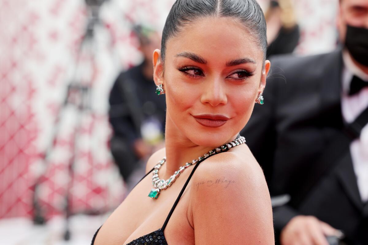 Vanessa Hudgens arrives at the 94th Academy Awards in March 2022.