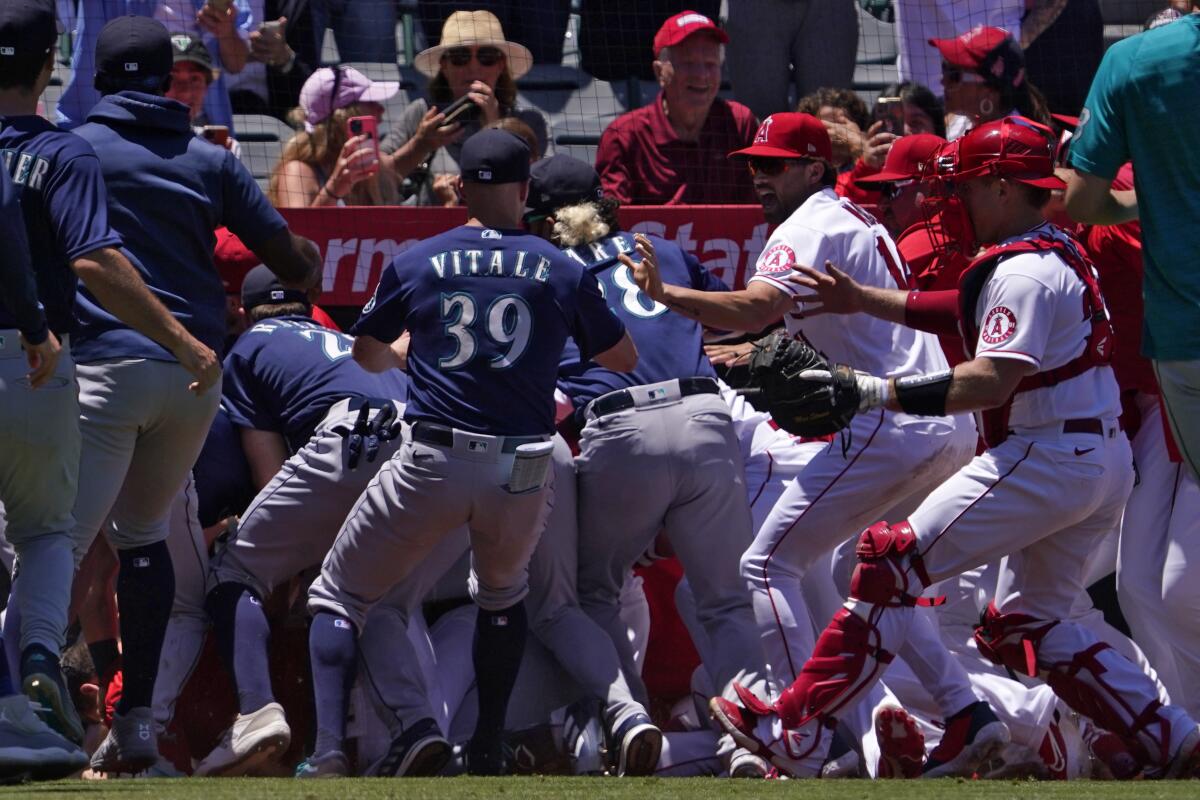 White Sox 4, Mariners 2 - Los Angeles Times