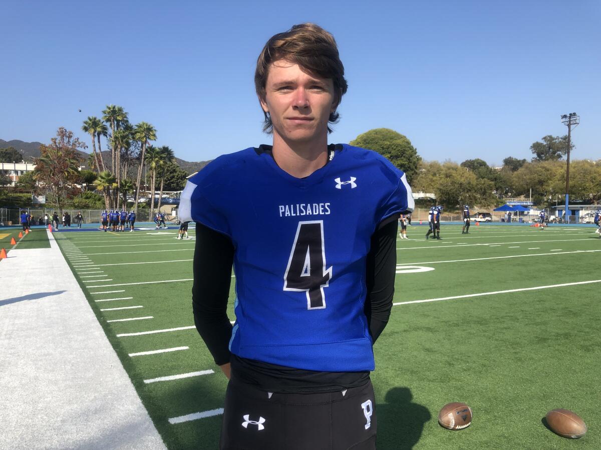Punter/kicker Tommy Meek of Palisades