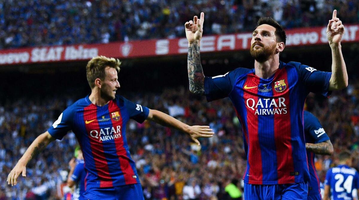 Lionel Messi (d), referente del Barcelona.