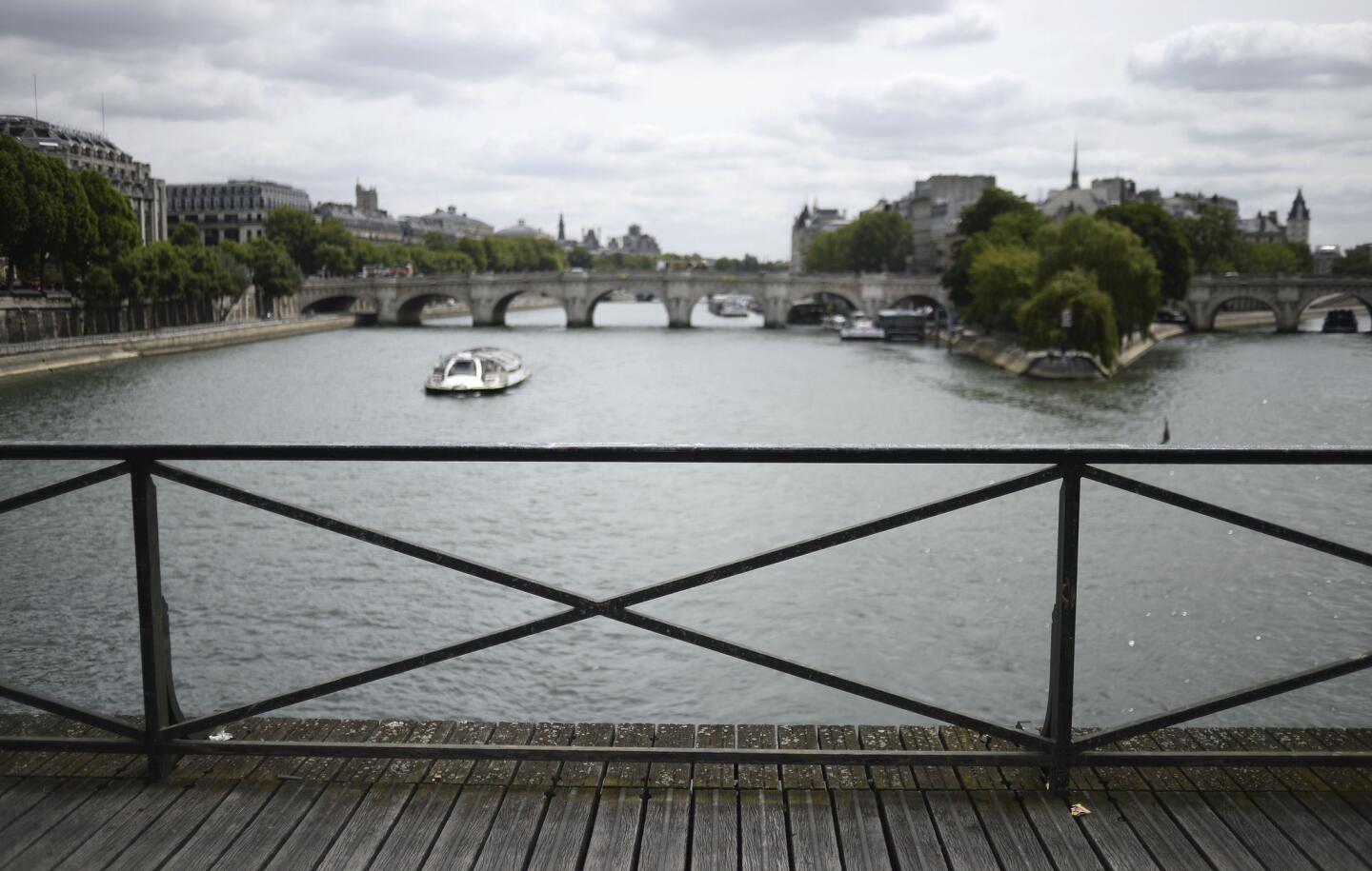 Paris love locks